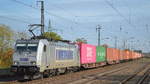METRANS Rail s.r.o., Praha [CZ]  mit  386 026-9  [NVR-Nummer: 91 54 7386 026-9 CZ-MT] und Containerzug am 22.10.19 Bf. Saarmund.