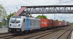 Railpool GmbH, München [D], aktueller Mieter? mit  187 306-6  [NVR-Nummer: 91 80 6187 306-6 D-Rpool] und Containerzug am 12.05.20 Bf. Saarmund.