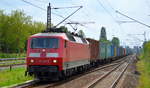 Bahnlogistik24 GmbH, Dresden mit  120 205-0  (NVR-Nummer: 91 80 6 120 205-0 D-BLC) und Containerzug am 12.06.20 Bf. Berlin Hohenschönhausen.