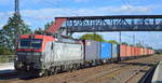 PKP CARGO S.A., Warszawa [PL] mit  EU46-507  [NVR-Nummer: 91 51 5370 019-9 PL-PKPC) und Containerzug am 28.09.20 Bf. Saarmund.