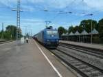 185 527-9 kam am 15.08.2012 mit einem KLV-Zug von Crossrail nach Weil am Rhein.