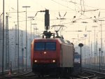 145 CL-014 von Crossrail fhrt mit einemlangen MSC-Containerzug  aus Antwerpen-Berendrecht(B) nach  Weil Am Rhein(D) bei der Abfahrt aus Aachen-West und fhrt in Richtung Aachen-Hbf,Kln in der