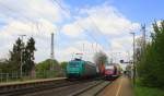 Ein Nachschuss von der Euregiobahn (RB20) aus Düren-Hbf-Alsdorf-Poststraße  bei der halt in Kohlscheid und auf dem Nachbargleis kommt eine 185 576-6 von Crossrail als Umeleiter aus Richtung