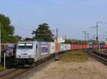 METRANS HHLA 386 0006 (Traxx F 140 MS) kommt mit einem Containerzug aus Tschechien durch Dresden-Friedrichstadt; 05.10.2015  