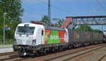 DB Cargo AG  mit der weißen  193 361  [NVR-Nummer: 91 80 6193 361-3 D-DB] und gemischtem Güterzug am 13.06.19 Saarmund Bhf.