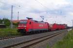 Railion 152 069-1 mit einem gemischten Gterzug Richtung Nordhausen, in Wallhausen (Helme); 10.06.2011