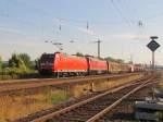 DB 185 003-1 + 232 330-1 mit einem gemischten Gterzug Richtung Bad Ksen, am 07.09.2013 in Naumburg (S) Hbf.