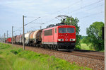 155 087-0 mit gemischten Güterzug bei Zschortau.