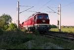 Schüttgutwagenzug mit 232 601-5 der Wedler Franz Logistik GmbH & Co. KG (WFL) passiert die Steinlache bei Kollenbey auf der Bahnstrecke Halle–Bebra (KBS 580) Richtung Merseburg. Grüße zurück!
[14.5.2018 | 17:51 Uhr]