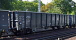 Offener Drehgestell-Güterwagen vom polnischen Einsteller CTL Logistics Sp. z o.o. mit der Nr. 33 RIV 51 PL-CTLL 5331 035-1 Eaos am 10.09.21 Berlin Hirschgarten.