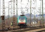 Zwei Cobra 2818 und 2829 fahren mit einem Schrottzug von Aachen-West nach Belgien bei Sonnenschein am 9.3.2012.