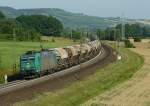 185 550-1 (Rail4Chem) ist mit einem Getreidezug am 05.07.2012 bei Wernfeld