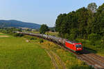 Am Morgen des 09. Juli 2023 begegnete mir die 187 155 mit einem Kesselwagenzug bei Odensachsen im osthessischen Haunetal. 
