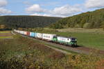 193 211 von  ECCO-Rail  mit dem  EKOL-KLV  am 11. Oktober 20222 bei Harrbach im Maintal.