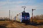 152 135-0 mit einem KLV-Zug in Eggolsheim am 22.03.2013