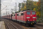 RP 151 106-2 durchfahrt Hamburg Harburg mit einem schweren Erzzug auf dem Weg zum Hafen.