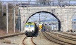 Die Class 66 6601 von Captrain kommt aus Richtung Maastricht(NL) mit einem Kohlenzug aus Born(NL) nach Bettembourg(L) und fhrt in Richtung Lttich(B).
Aufgenommen in Vise-Gare(B) bei Sonnenschein am 2.4.2013.