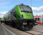 Die elektrische Lokomotive E 4 MSU  Griffin , der Greif auf der InnoTrans 2012 am 23.09.2012.