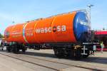 Der rumänische Aussteller Astra Rail Industries S. R. L. präsentiert sich auf der InnoTrans am 28.09.2014 in Berlin mit dem 87 m³ Kesselwagen der Bauart Zacns für den niederländischen Wageneinsteller WASCO.
NVR-Nummer: 37 84 7838 901-8
