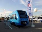 654 601 von ALSTOM (nicht zu verwechseln mit dem RegioSprinter) steht auf dem Frei- und Gleisgelände der Messe Berlin zu den Besuchertagen der InnoTrans 2016.