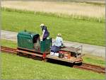 Halligbahn Lüttmoorsiel - Nordstrandischmoor. 600mm Spurweite und 3,6km lang. Die Lorenbahn zur Hallig Nordstrandischmoor ist nach wie vor ein unersetzliches Transportmittel für Mensch und Waren aller Art. (19.05.2019)