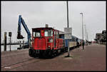 Der Anleger in Wangerooge wird multifunktional für Güter- und Personenzug Verkehr genutzt.