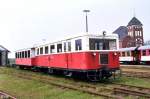 VT 699 001 ( Hans Dampf ) beim Betriebswerk (29. April 1990). 