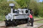 Brigadelok Inbetriebnahme am 01.05.2011  --  Beim ersten Wasserfassen im unteren Bahnhof ging der eine oder andere Schluck daneben, was dem Fotografen natürlich sehr gelegen kam.