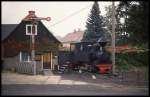 Am 7.10.1992 entdeckte ich bei der Durchfahrt in Oberoderwitz in Sachsen diese ehemalige Heeresfeldbahn Schmalspur Dampflok.