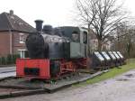 Lok 10 (Baujahr 1950) als Denkmal auf spurweite 785 mm auf Feldbahnmuseum Lengerich am 2-2-2008.