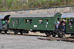 Der Behelfspersonenwagen MCi-43  302 144 Dresden  Ende April 2019 in Dieringhausen.