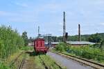 Idylle im Eisenbahnmuseum Chemnitz. In den linken und mittleren Gleis erkennt man noch die Schienen für die Nachdrückvorrichtung.

Chemnitz 12.08.2021