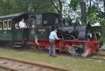 23.05.10 , Bruchhausen-Vilsen ; warten auf Kreuzung in Heiligenberg.