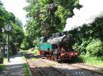 98 8921  Graf Bismarck XV  setzt am 03.06.2010 in der Endhaltestelle Hlser Berg um.