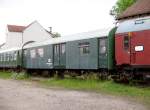 Dieser Reko-Packwagen Dag mit der Nummer 50 50 93 15 001-7  gehrt zum Fuhrpark des Thringer Eisenbahnvereins, Weimar 26.05.07