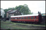 Ein ehemaliger Mitropa Speisewagen der Reichsbahn kam am 27.4.1999 im Bahnhof Bad Iburg auf der Teutoburger Wald Eisenbahn an.