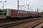 Hier eine RB22 (RB28812) von Potsdam Griebnitzsee nach Berlin Schönefeld Flughafen, bei der Einfahrt am 30.4.2012 in Berlin Schönefeld Flughafen.