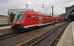 RE9 (RE10922)  Rhein-Sieg-Express  von Siegen nach Aachen Hauptbahnhof verlässt am 1.7.2017 den Kölner Hauptbahnhof. Schublok war 111 093.