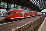 RB27 (RB12583)  Rhein-Erft-Bahn  nach Koblenz Hauptbahnhof steht am Abend des 1.7.2017 im Kölner Hauptbahnhof bereit. Schublok war 143 114.