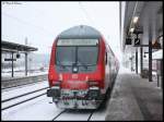 Hier die Sicht auf den DoSto Steuerwagen eines RE9 Parks der nach Gieen unterwegs war. Dieser fuhr gerade aus Dren heraus.
14.02.10 16:45
