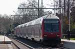 Nachschuss auf den RE10422 nach Aachen am Bahnsteig in Erkelenz 6.4.10