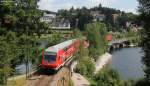 RB 26940 (Seebrugg-Freiburg(Brsg) Hbf) mit Schublok 143 856-3 bei Schluchsee 11.8.12