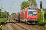 Gerade hat dieser von der 111 116 gezogene RE4 Geilenkirchen verlassen und strebt nun Lindern entgegen auf seinem Weg von Aachen Hbf nach Dortmund.