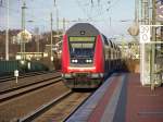 Der RE1  NRW-Express  verlsst Dren von gleis 3 in Richtung Kln u. Dsseldorf. 01.12.07