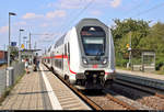 DBpbzfa 668.2 mit Schublok 146 559-0 DB als verspäteter IC 2039 (Linie 56) von Norddeich Mole nach Leipzig Hbf durchfährt den Hp Dessau Süd auf der Bahnstrecke Trebnitz–Leipzig (KBS 251).
[31.8.2019 | 16:16 Uhr]