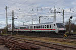 IC Steuerwagen DB 61 80 80-91 141-4 fährt beim badischen Bahnhof ein. Die Aufnahme stammt vom 16.11.2020.