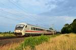 Am Abend des 20.06.21 konnte im Abendlicht der IC aus Westerland auf dem weg nach Berlin/Dresden abgelichtet werden.
Ort: Vietznitz, 20.06.2021
