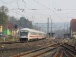 IC 1003 nach Mnchen Hbf durchfhrt am 23. April 2013 den Bahnhof Kronach in Richtung Lichtenfels.