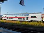 2013-08-21 Vllig berraschend standen morgens um 08:00 Uhr diese IC-Doppelstock-Steuerwagen im Bahnhof Bautzen.