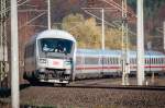 IC 2355 aus Frankfurt/Main Hbf kommend mit Fahrtziel Stralsund Hbf am 08.11.15 um 09.48 Uhr in Höhe Stedtfeld /Eisenach bei voller Fahrt fotografiert.